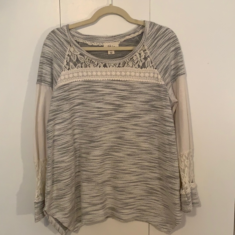Gray/White Sweater
